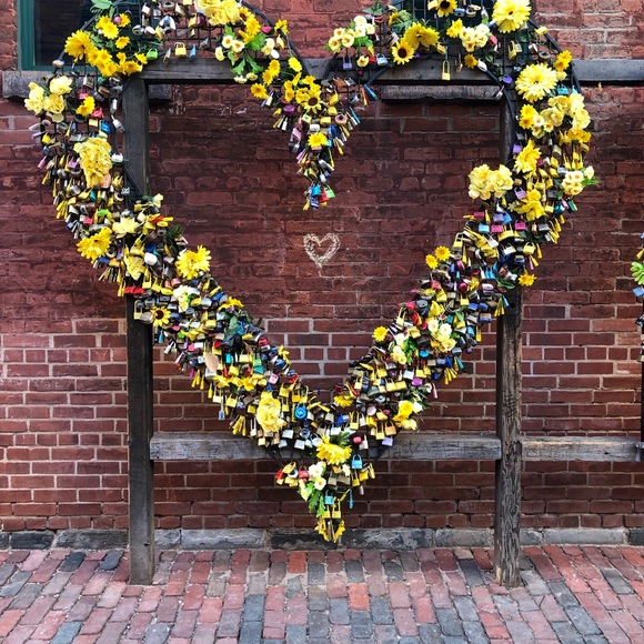 Meet your Posher, Brittany - Picture 1 of 1